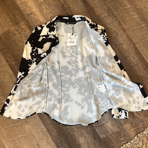 Zara Button Down - Picture 5 of 7